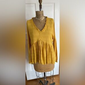 Boho Mustard  Blouse Babydoll Ruffle V-Neck Peplum Top M NWT